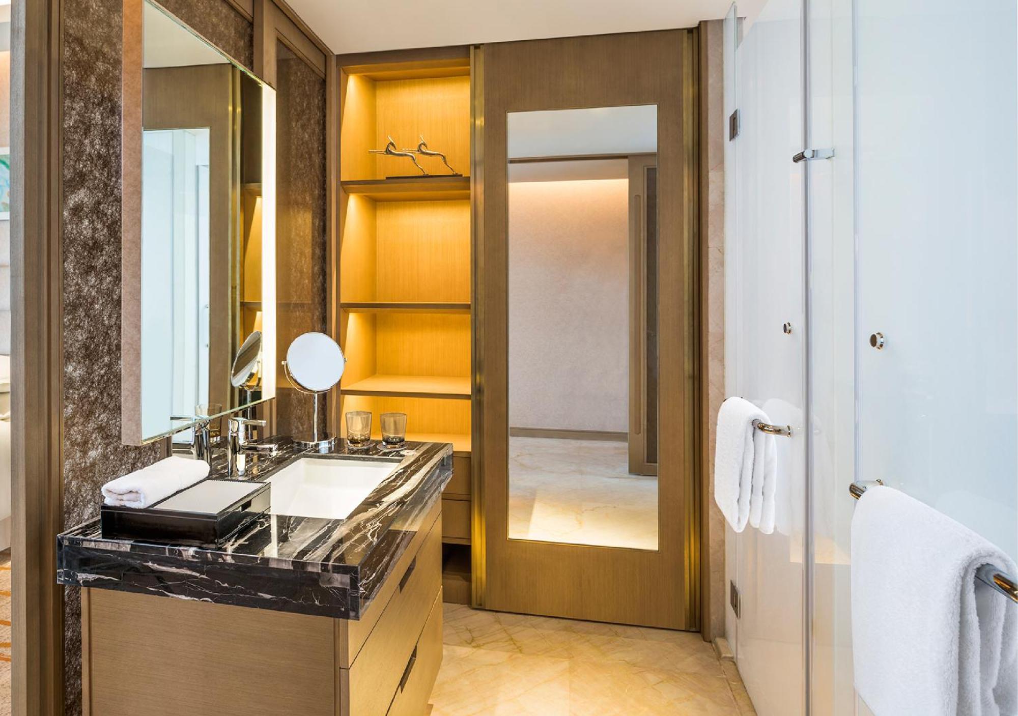 Sheraton Qingdao West Coast Экстерьер фото